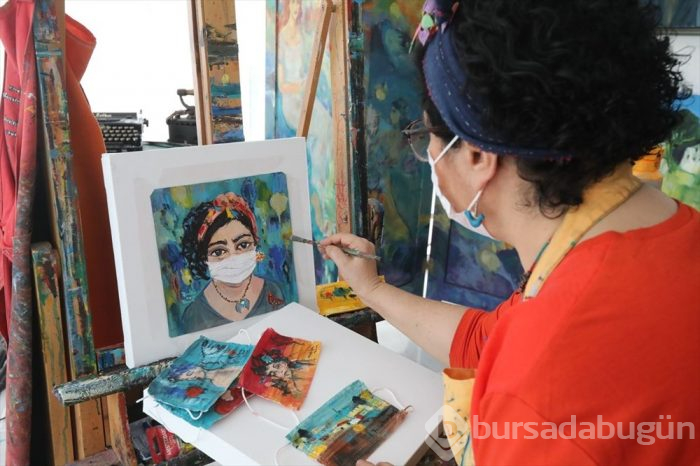 Cerrahi maskeler sanat eserine dönüşüyor
