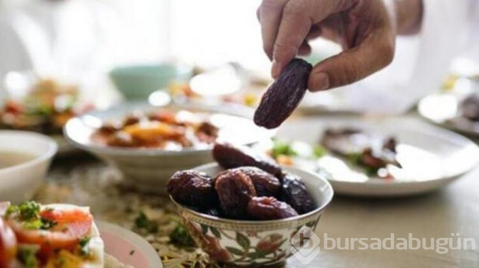 Ramazanda güçlü bir bağışıklık için bol bol sıvı tüketin! 