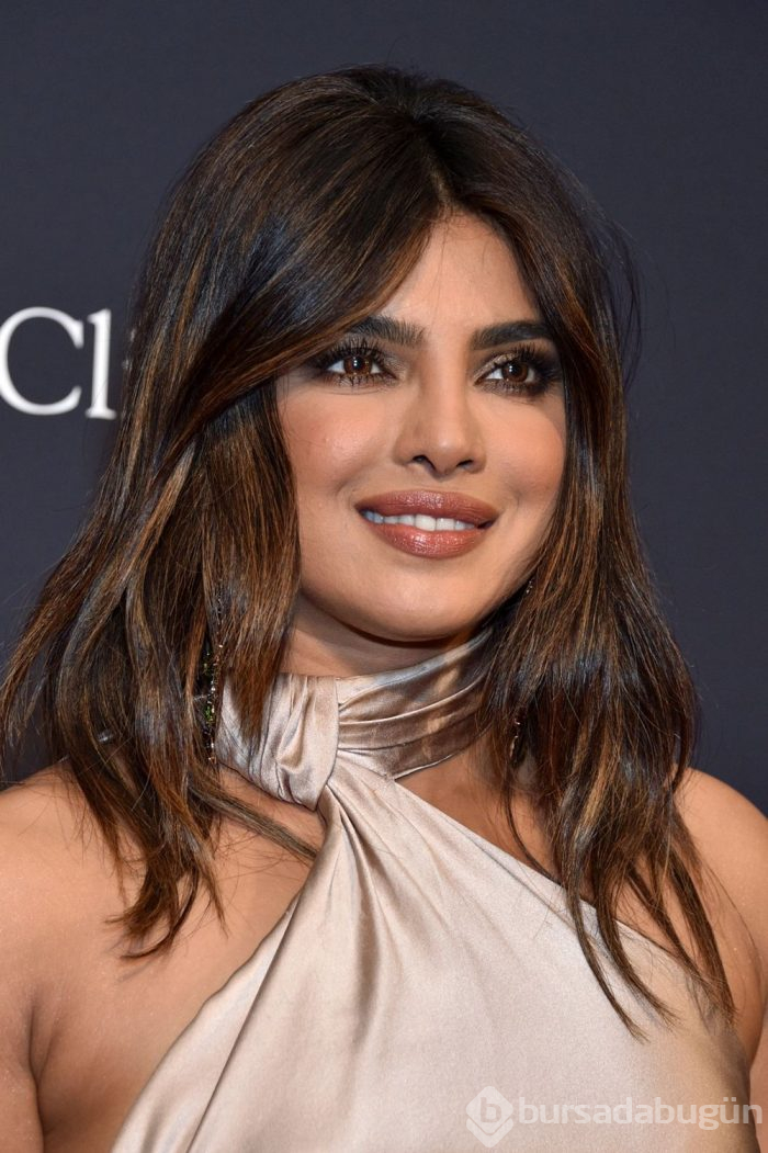 Priyanka Chopra sağlık çalışanlarına bağışta bulundu