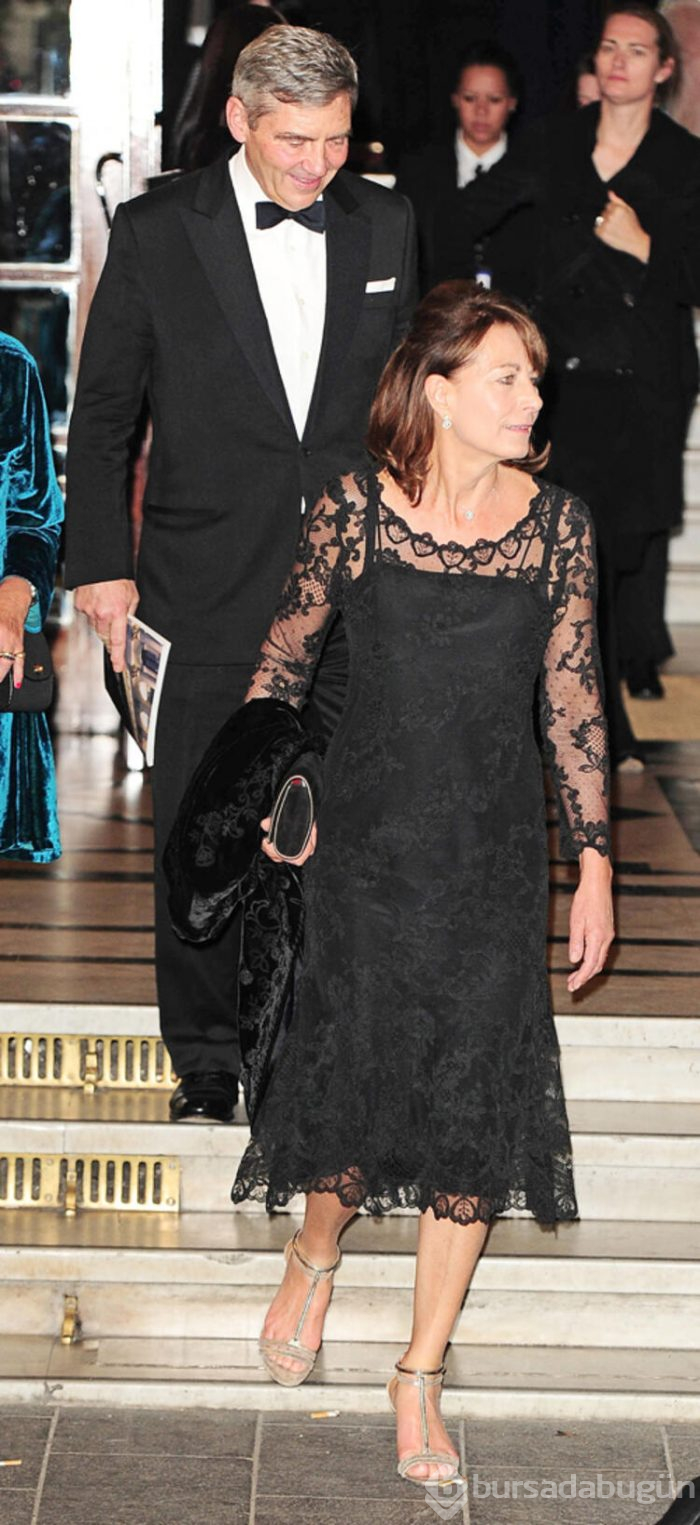 Kate Middleton eski giysilerini annesine mi veriyor? 