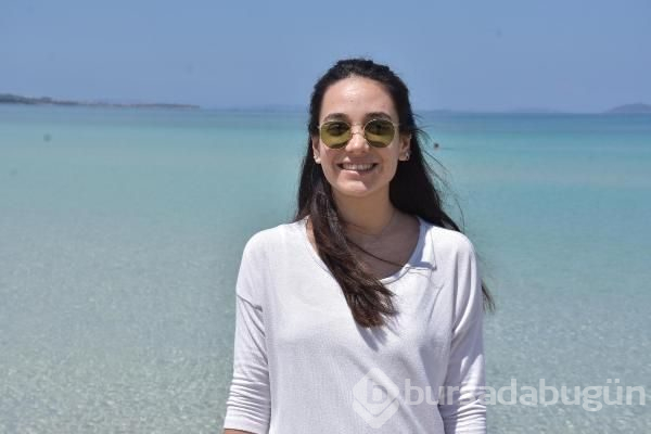 Yasak dinlemeden denize girdiler