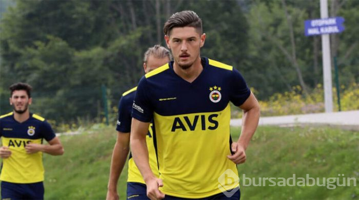 Survivor yarışmacısı Aycan Yanaç'ın şifresinin altında yatan isim...