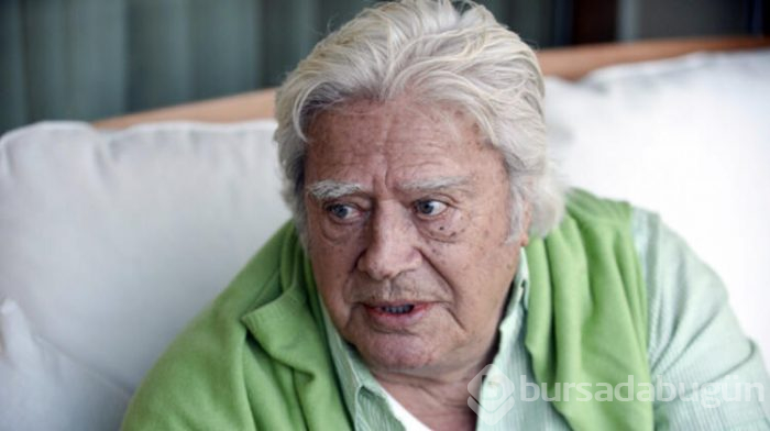 Cüneyt Arkın'dan aile fotoğrafı