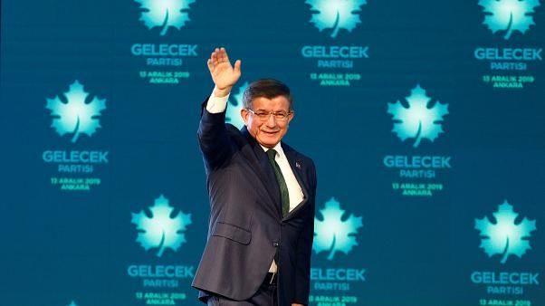 Ahmet Davutoğlu'nun anket sonucu bakın ne çıktı? 