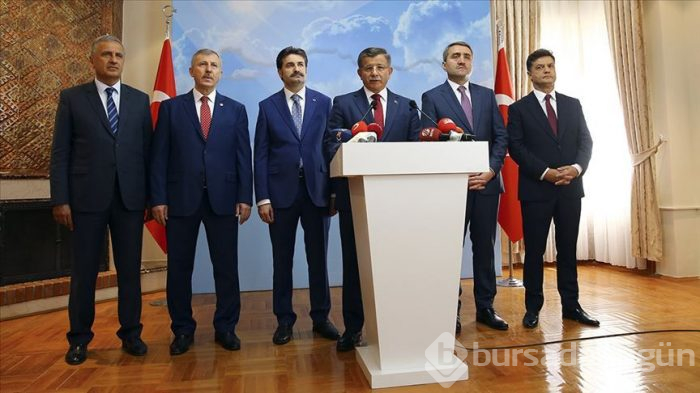 Ahmet Davutoğlu'nun anket sonucu bakın ne çıktı? 