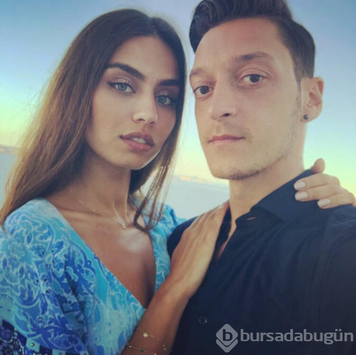 Mesut Özil'den aşk dolu paylaşım! 