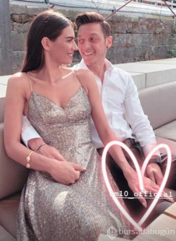 Mesut Özil'den aşk dolu paylaşım! 