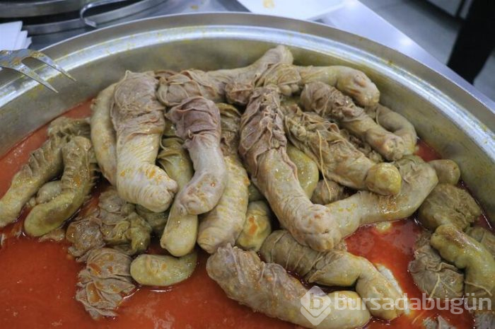 Sokağa çıkma yasağı geldi, Adanalılar şırdancılara akın etti! 