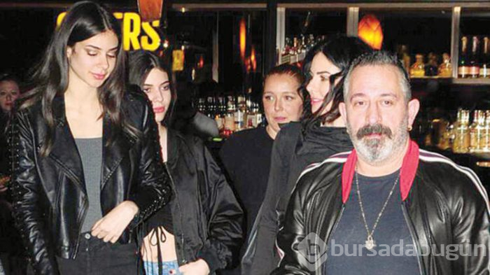 Cem Yılmaz ile Serenay Sarıkaya evleniyor!