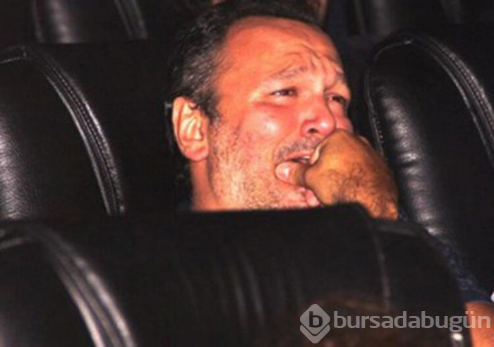 Ali Sunal duygulandırdı... "Keşke o uçağa binmeseydik"