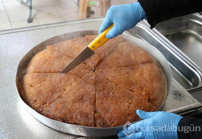 Yozgat'ta iftar sofralarının vazgeçilmezi 'ekmek kadayıfı'