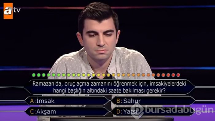 İftar sorusunu bilemeyince tepki yağmuruna tutuldu
