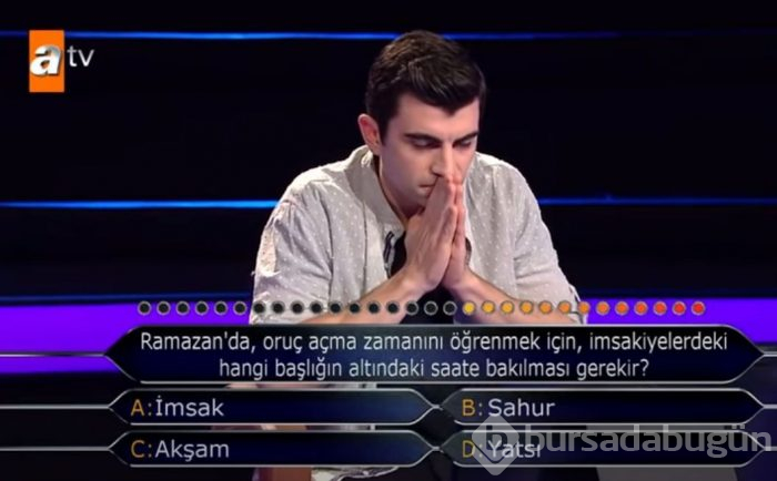 İftar sorusunu bilemeyince tepki yağmuruna tutuldu