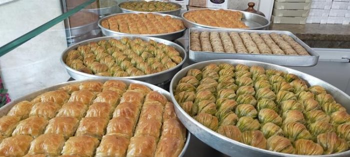 Koronanın vurduğu baklavacılarda normalleşme sevinci