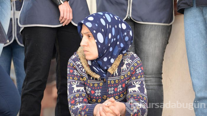 HDP önündeki annelerden Ayşegül Biçer yardım istedi 