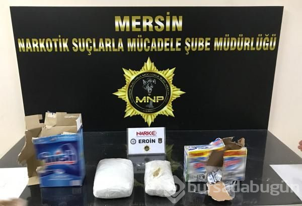 Yardım kolisinde 3 kilo eroin!