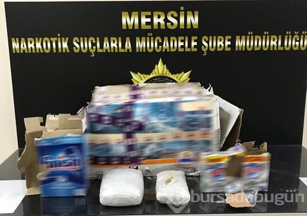 Yardım kolisinde 3 kilo eroin!