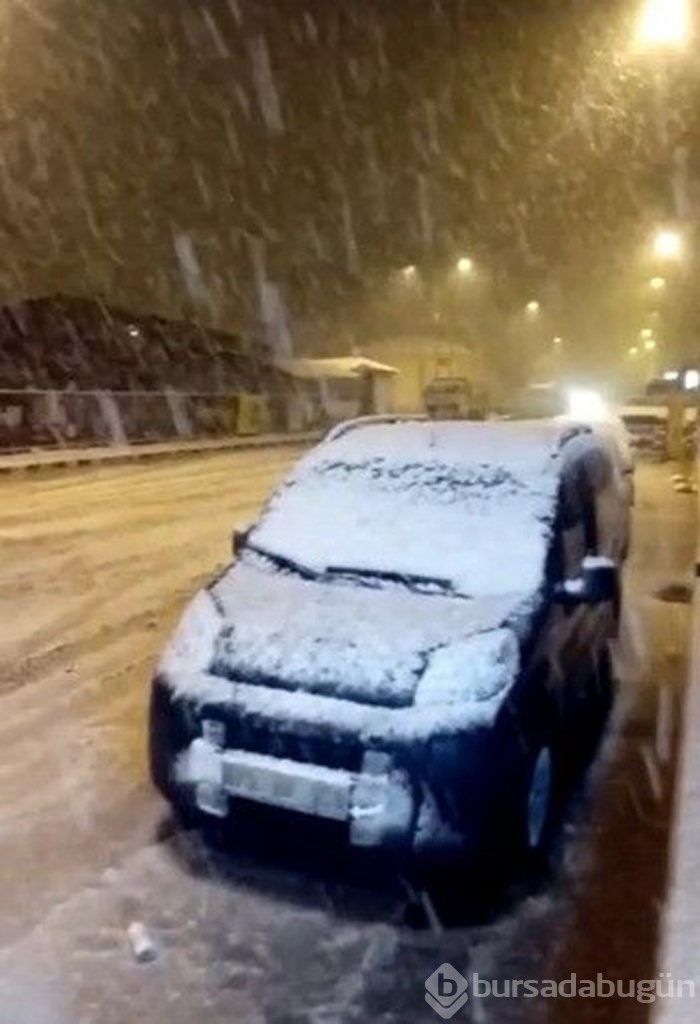 Mayıs ayında akşam saatlerinde lapa lapa kar!
