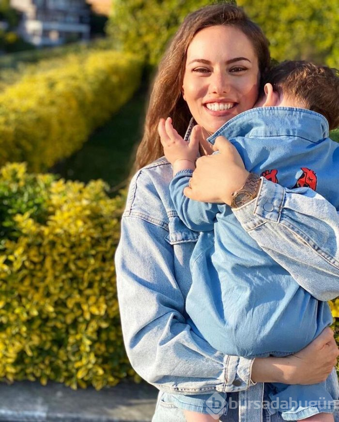 Fahriye Evcen'den oğluyla yeni paylaşım