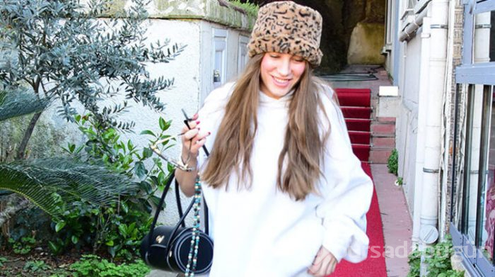 Serenay Sarıkaya  91 bin 441 lirayı tek kareye sığdırdı