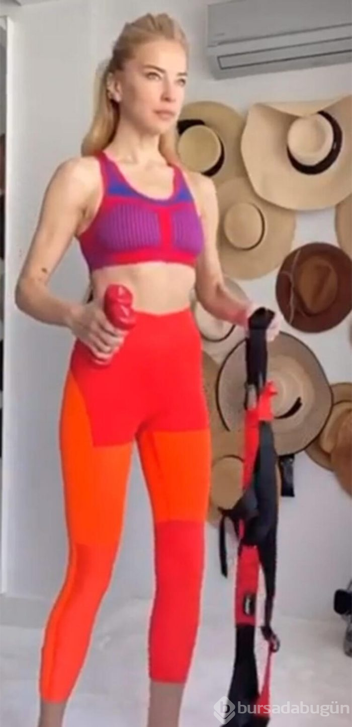 Burcu Esmersoy'dan yeni TikTok videosu! 