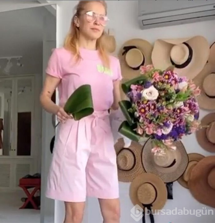 Burcu Esmersoy'dan yeni TikTok videosu! 
