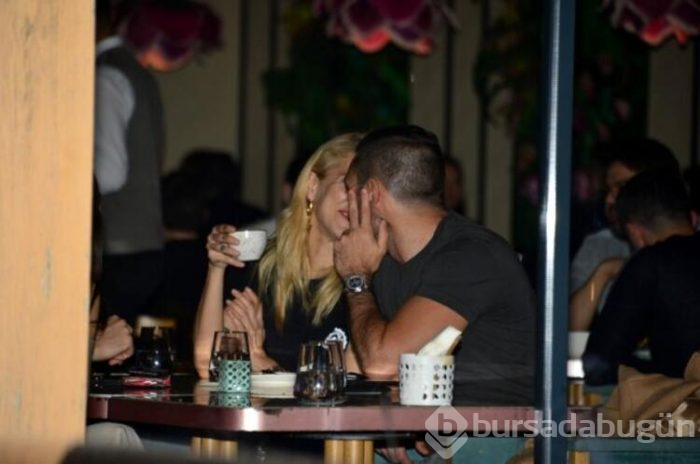 Burcu Esmersoy, Allan Hakko'nun ailesinin gönlünü fethetti