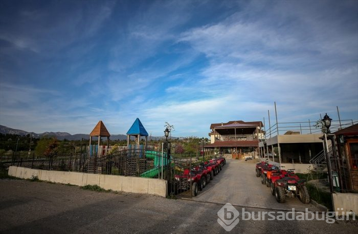 Bursa'da salgın sürecinde tatil yapmak isteyenlerin 'bungalov' ilgisi	