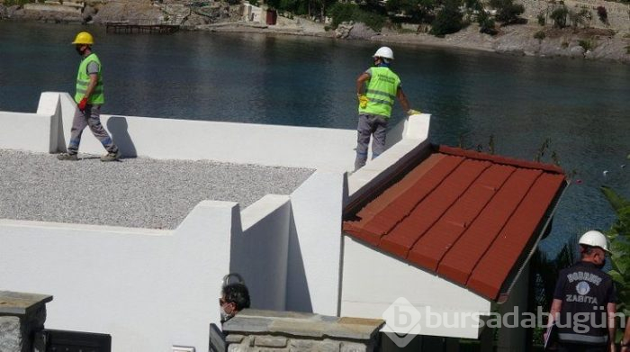 Yılmaz Özdil'in villası yıkılıyor!