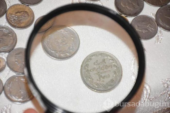 40 yılda 100 bin lira değerinde koleksiyon oluşturdu 