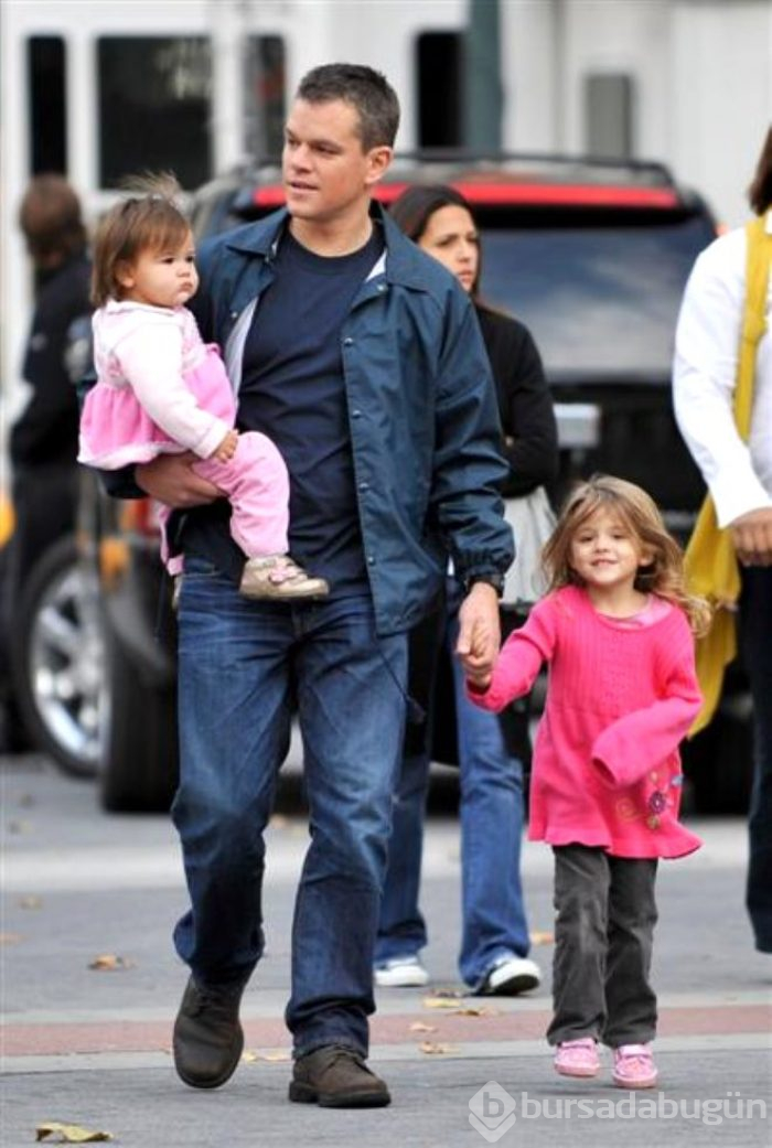 Ünlü oyuncu Matt Damon'ın kızı koronavirüse yakalandı
