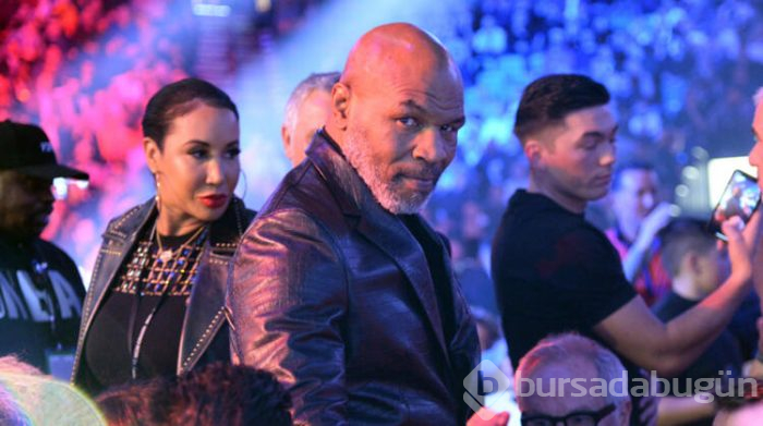 Mike Tyson resmen ringe  geri dönüyor