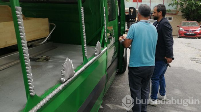 Site bahçesinde yeni doğmuş bebek ölü olarak bulundu