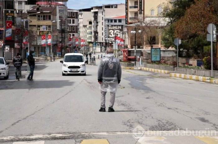 "Korona, Vanlılara sokakta değil evde bulaştı"