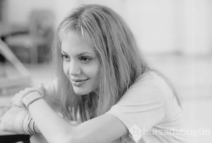 45. yaşına özel 45 fotoğrafla Angelina Jolie