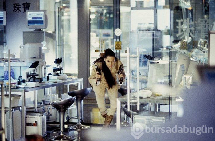 45. yaşına özel 45 fotoğrafla Angelina Jolie