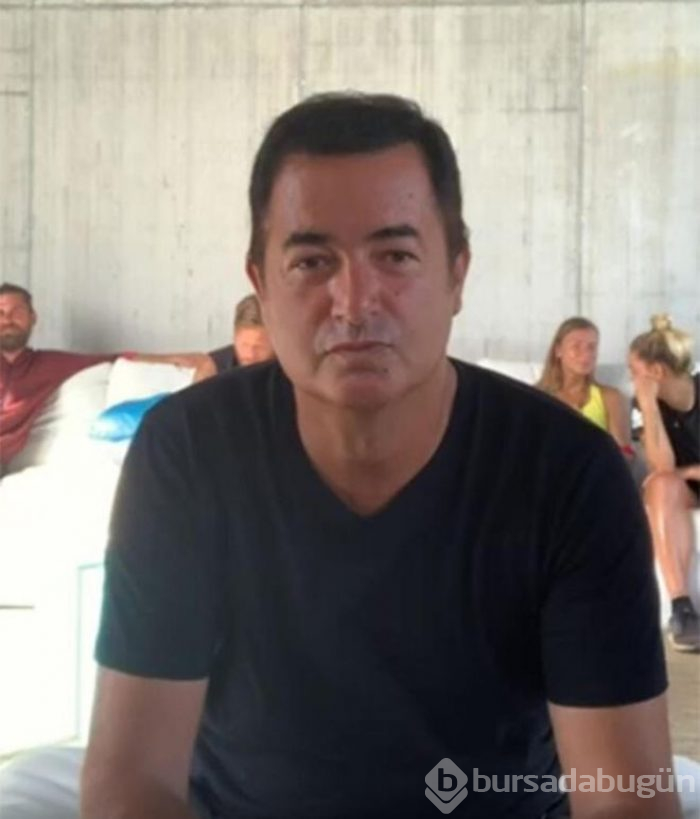 Türkiye'ye dönen Acun Ilıcalı'ya sevgi seli