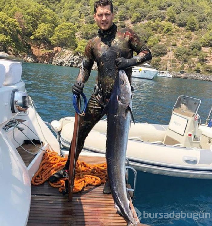 Çağatay Ulusoy reklamı kaptı