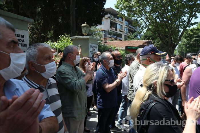 Oyuncu Ayşegül Atik son yolculuğuna uğurlandı
