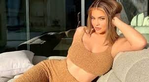 Kylie Jenner karantinayı bitirdi
