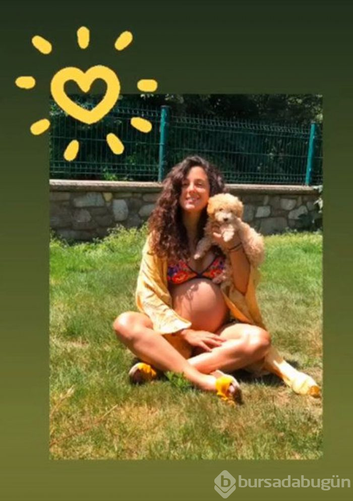 Cansu Tosun'dan yeni hamilelik pozları