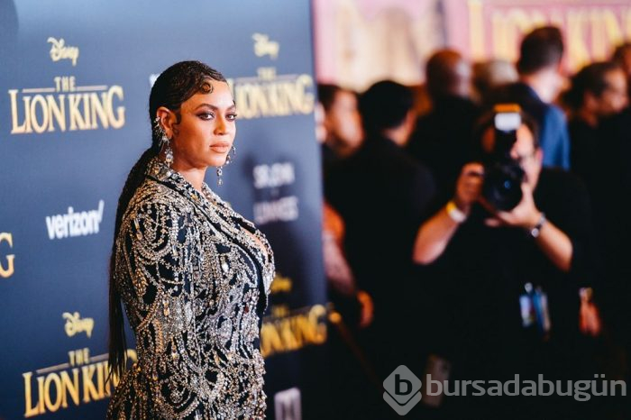 Beyonce, 100 milyon dolara anlaştı
