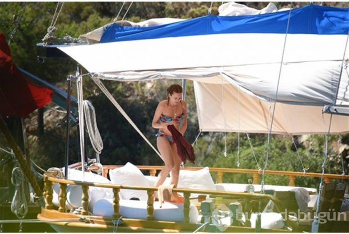 Kenan İmirzalıoğlu'ndan kızının annesi Sinem Kobal'a tatil jesti!