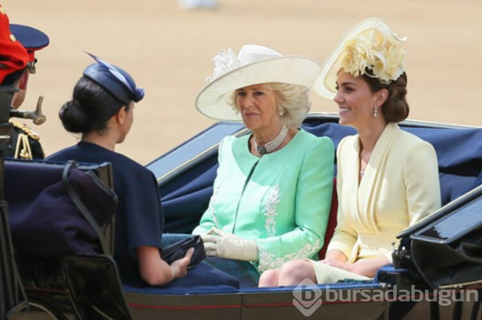 Kraliçe Elizabeth yanlız kutladı!