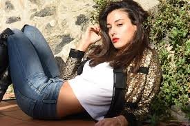Ekip buluşması... Cansu Tosun anne olmak için gün sayıyor!