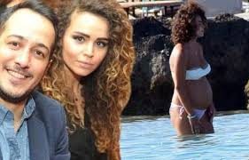 Sarp Apak, oğlunu parka götürdü