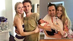 Ünlü yıldız Matthew Bellamy baba oldu
