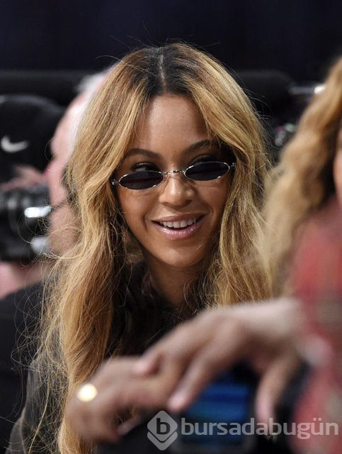 Beyonce'dan polisler için çağrı