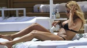 Ivana Sert tatil sezonunu açtı