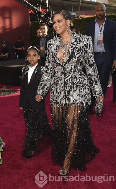 Beyonce'nin kızı Blue Ivy BET Ödülleri'ne aday